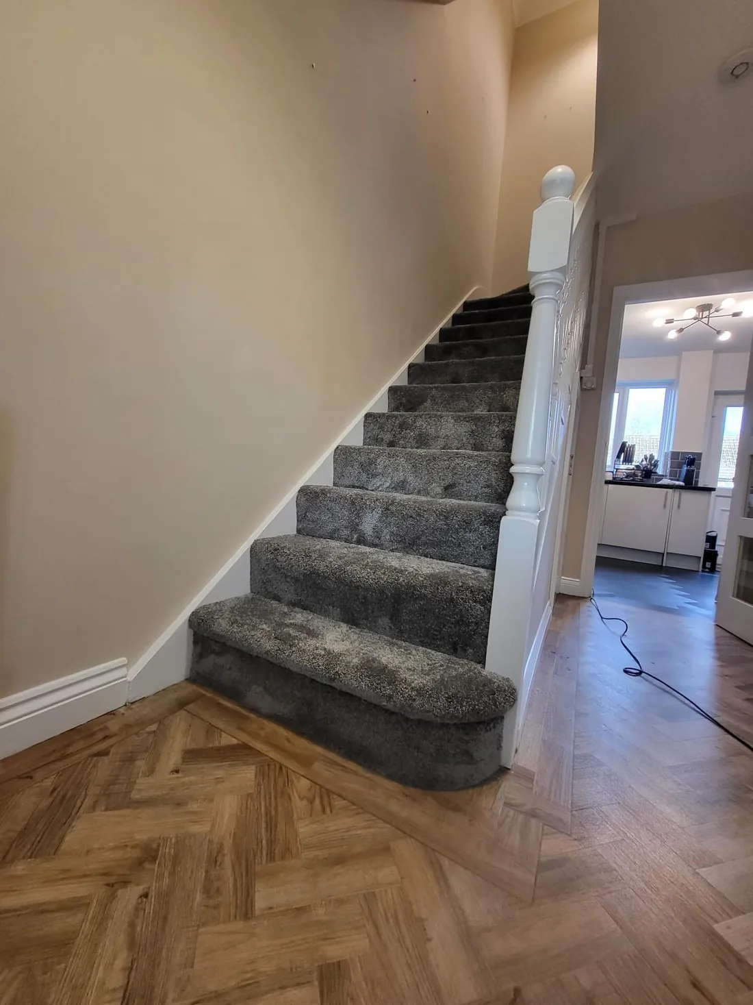 Grey fitted stair carpet, cut and folded around each step by Park Flooring (1)